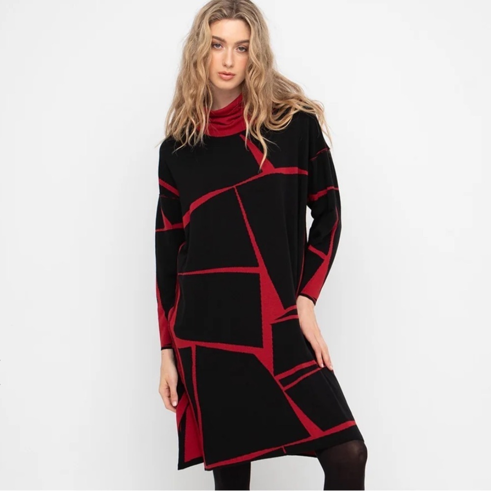 OZAI N KU REVERSIBLE SWEATER DRESS, RED size 1(6/8) NWT